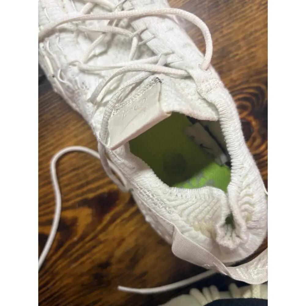 Nike White Sneakers Size 7.5